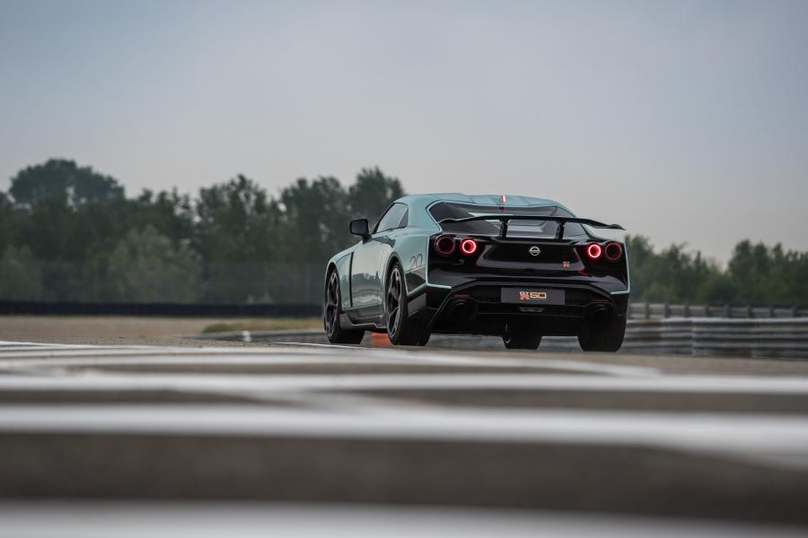  Nissan GT-R50 2019 года  (фото 24 из 52)